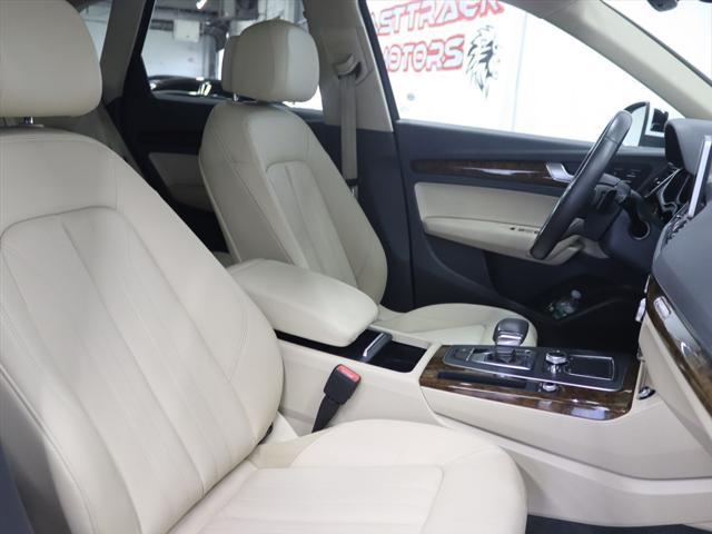 Photo of 2018 Ibis White Audi Q5