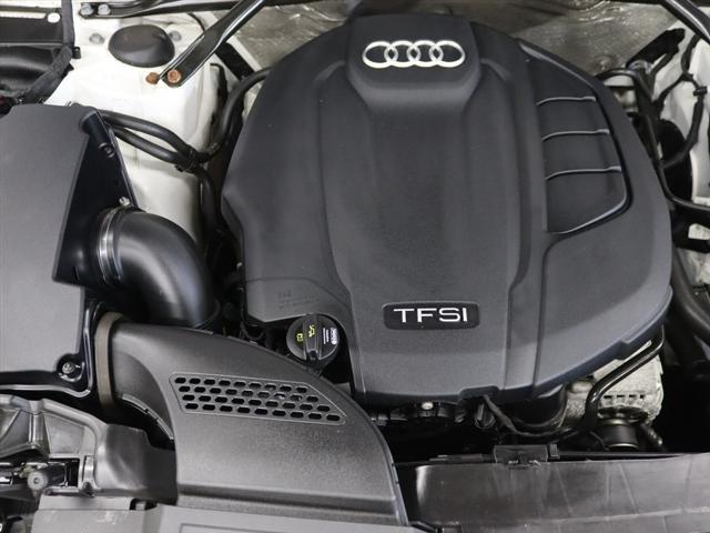 Photo of 2018 Ibis White Audi Q5