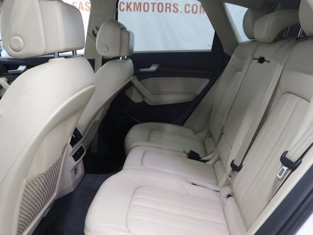 Photo of 2018 Ibis White Audi Q5