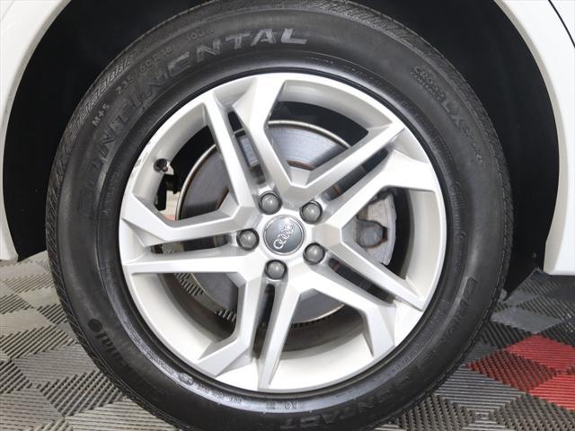 Photo of 2018 Ibis White Audi Q5