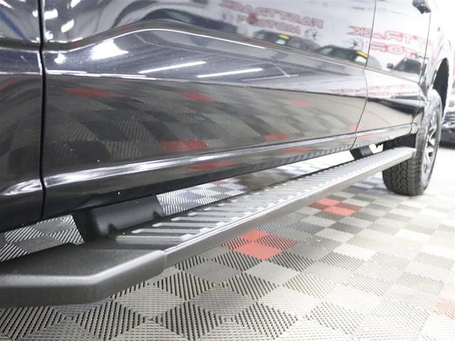 Photo of 2021 Agate Black Metallic Ford F-150