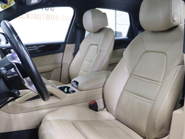 Photo of 2020 BLUE Porsche Cayenne