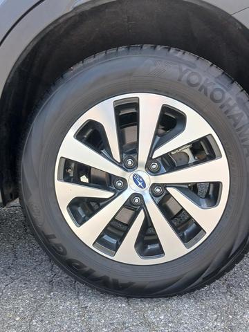Photo of 2024 Magnetite Gray Metallic Subaru Outback