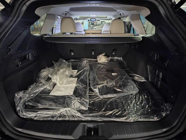 Photo of 2025 Crystal Black Silica Subaru Outback