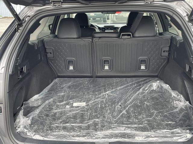 Photo of 2025 Magnetite Gray Metallic Subaru Outback