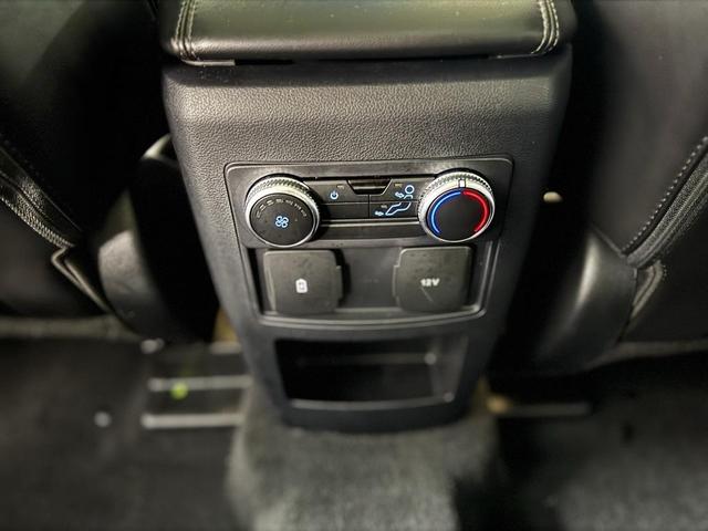 Photo of 2021 Black Ford Explorer
