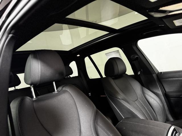 Photo of 2021 Jet Black BMW X5