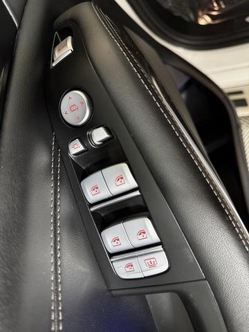 Photo of 2024 Alpine White BMW X7