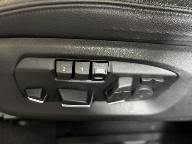 Photo of 2015 Black Sapphire Metallic BMW X6
