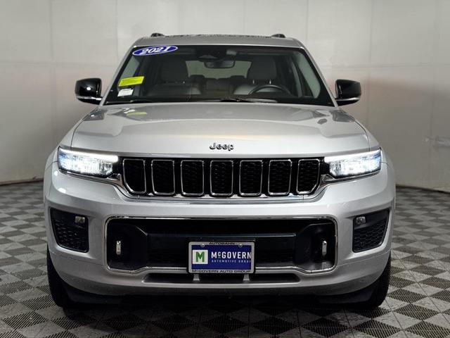 Photo of 2021 Silver Zynith Jeep Grand Cherokee L