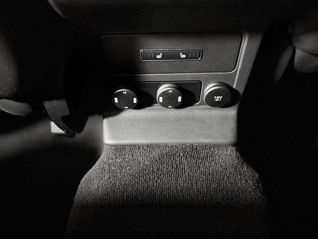 Photo of 2018 Narvik Black Jaguar F-PACE