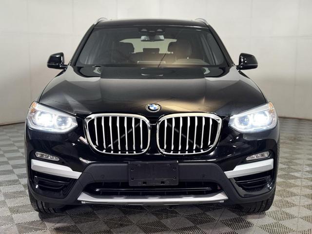 Photo of 2019 Jet Black BMW X3