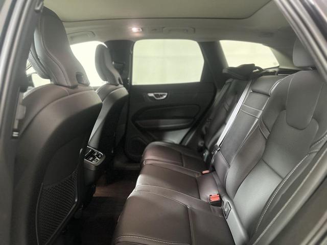 Photo of 2021 Black Volvo XC60