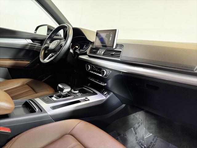 Photo of 2019 Brilliant Black Audi Q5