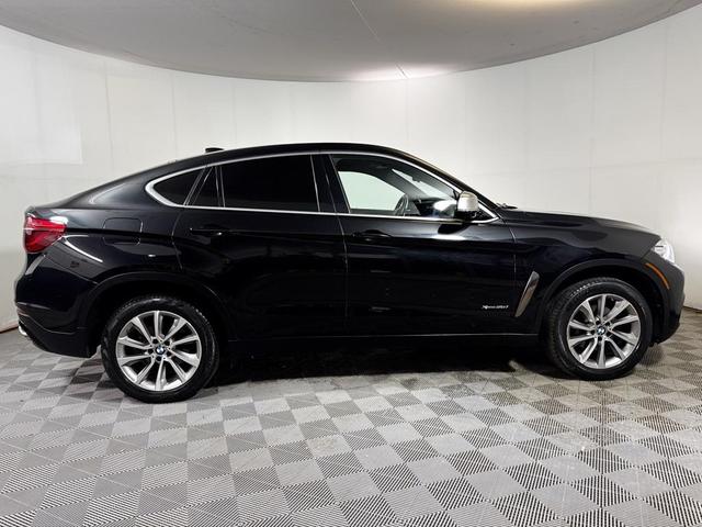 Photo of 2018 Black Sapphire Metallic BMW X6
