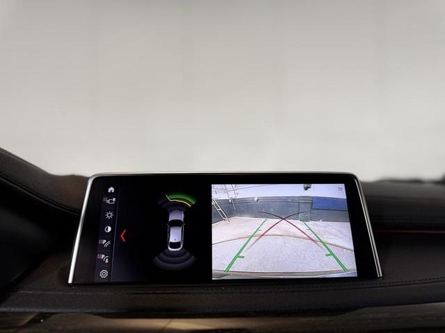 Photo of 2018 Black Sapphire Metallic BMW X6