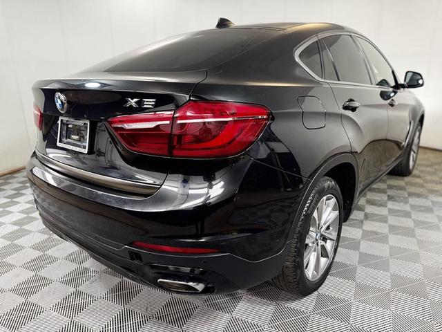 Photo of 2018 Black Sapphire Metallic BMW X6