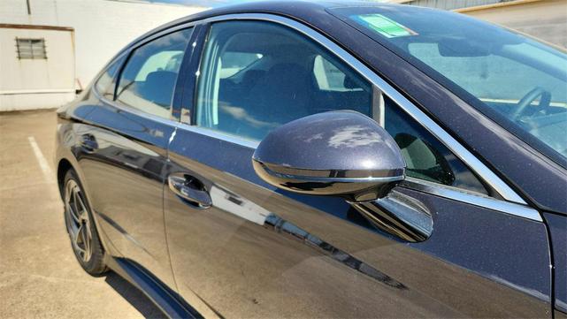 Photo of 2024 Carbon Blue Hyundai SONATA