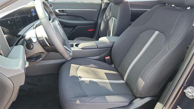Photo of 2024 Carbon Blue Hyundai SONATA