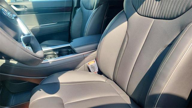 Photo of 2025 Typhoon Silver Hyundai PALISADE