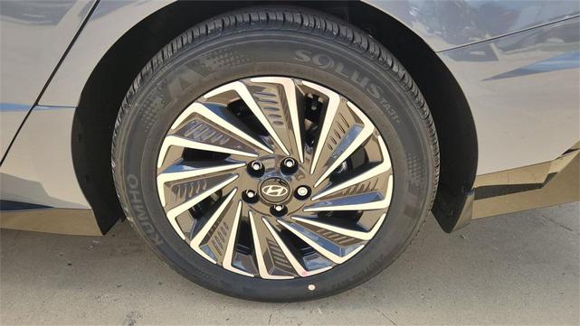 Photo of 2025 Transmission Blue Hyundai SONATA Hybrid
