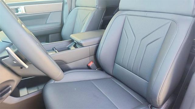 Photo of 2026 Atlantis Blue Hyundai SANTA FE