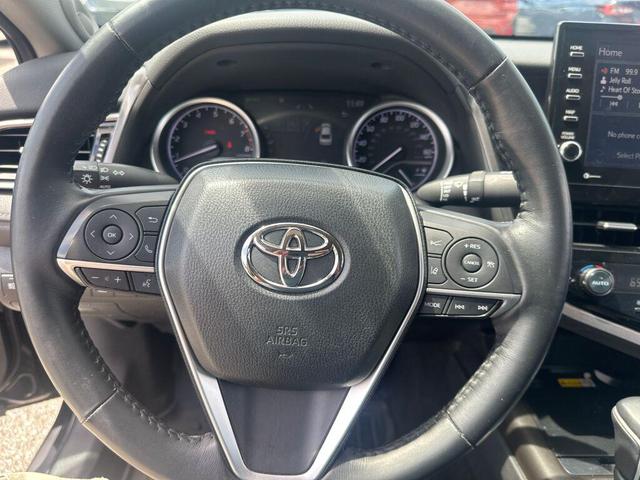 Photo of 2022 Midnight Black Metallic Toyota Camry