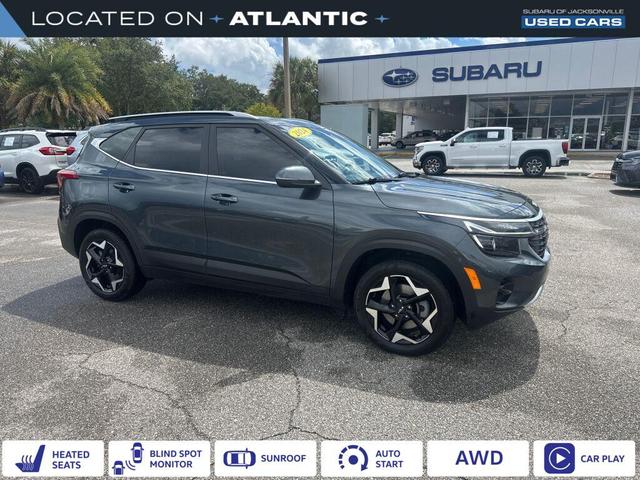 Photo of 2024 Gravity Gray Kia Seltos