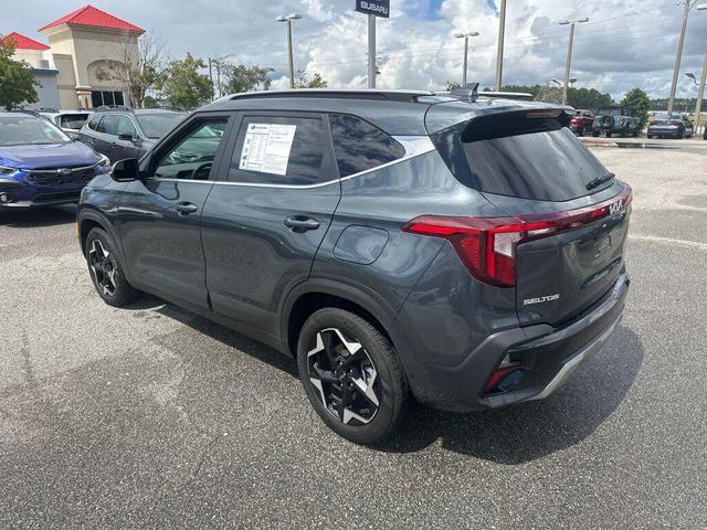 Photo of 2024 Gravity Gray Kia Seltos