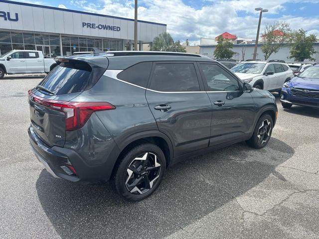 Photo of 2024 Gravity Gray Kia Seltos