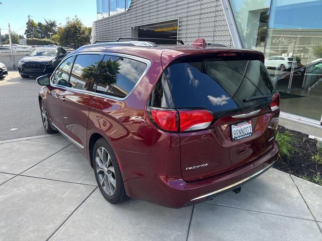 Photo of 2017 Velvet Red Pearlcoat Chrysler Pacifica