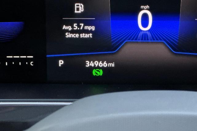 Photo of 2022 Platinum Gray Volkswagen Tiguan