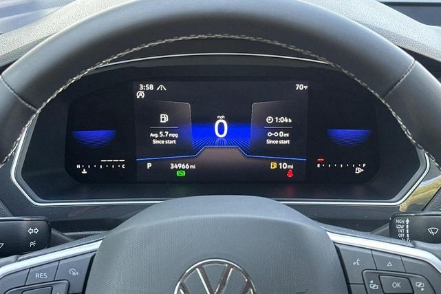 Photo of 2022 Platinum Gray Volkswagen Tiguan