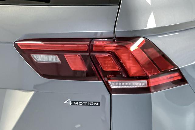 Photo of 2022 Platinum Gray Volkswagen Tiguan
