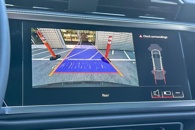 Photo of 2025 Chronos Gray Metallic Audi Q3