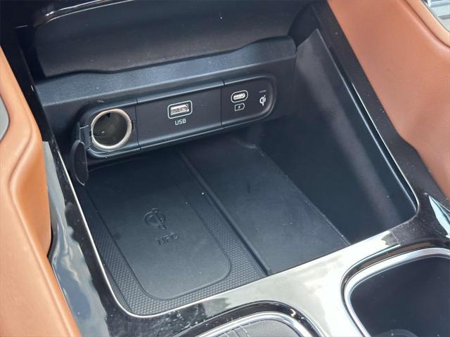 Photo of 2025 Midnight Lake Blue Kia Telluride