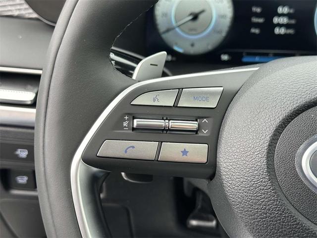 Photo of 2025 Hyper White Hyundai PALISADE