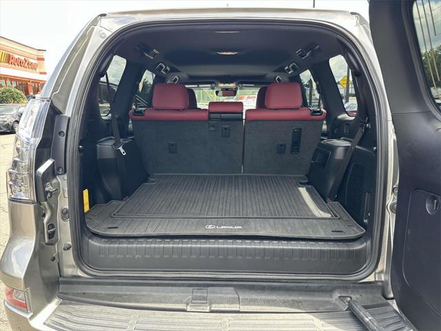 Photo of 2021 Atomic Silver Lexus GX 460