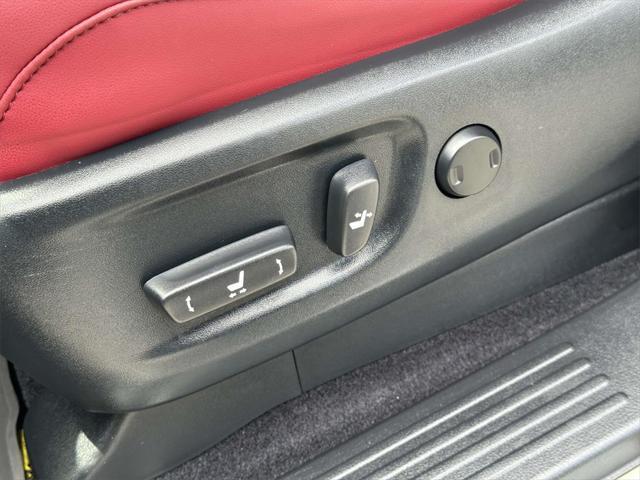 Photo of 2021 Atomic Silver Lexus GX 460