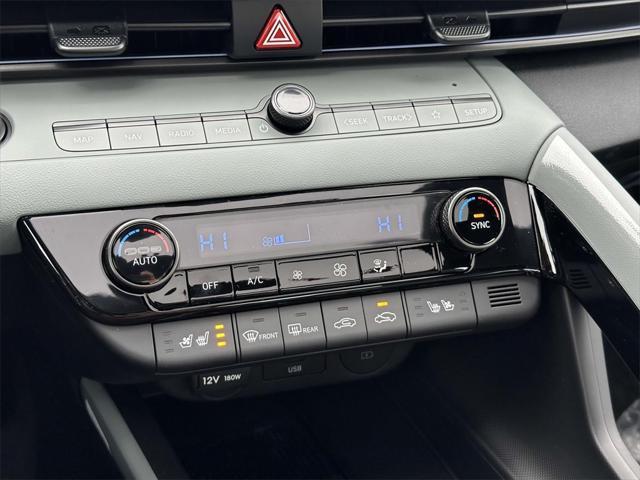 Photo of 2025 Serenity White Hyundai ELANTRA