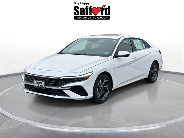 Photo of 2025 Serenity White Hyundai ELANTRA