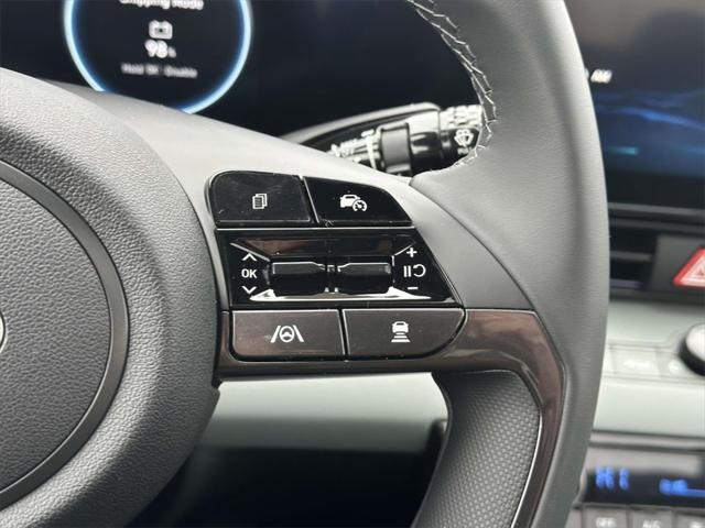 Photo of 2025 Serenity White Hyundai ELANTRA