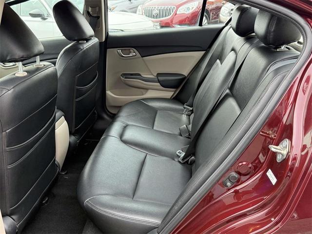Photo of 2013 Crimson Pearl Honda Civic