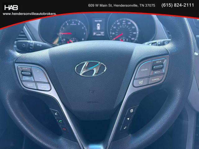 Photo of 2015 Sparkling Silver Hyundai Santa Fe Sport