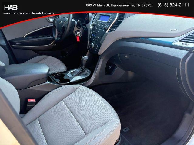 Photo of 2015 Sparkling Silver Hyundai Santa Fe Sport