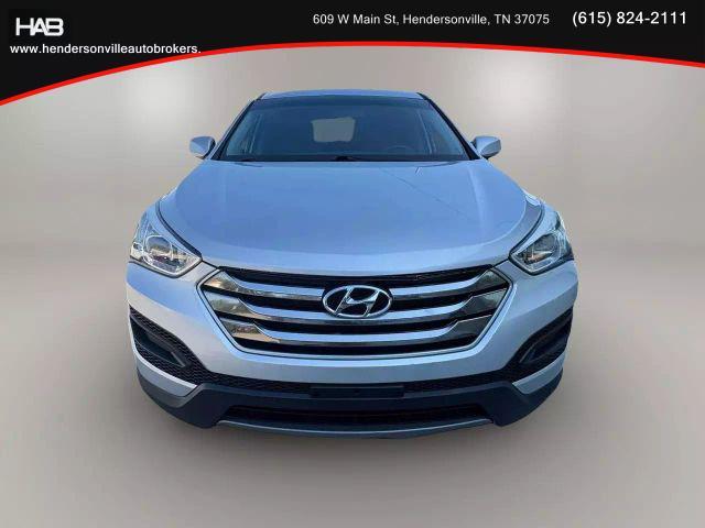 Photo of 2015 Sparkling Silver Hyundai Santa Fe Sport