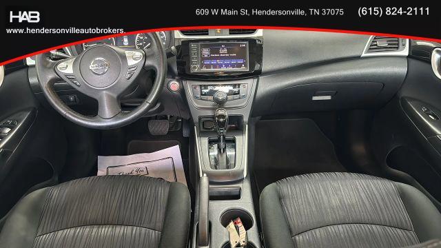 Photo of 2019 Gray Nissan Sentra