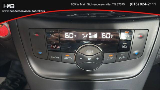 Photo of 2019 Gray Nissan Sentra