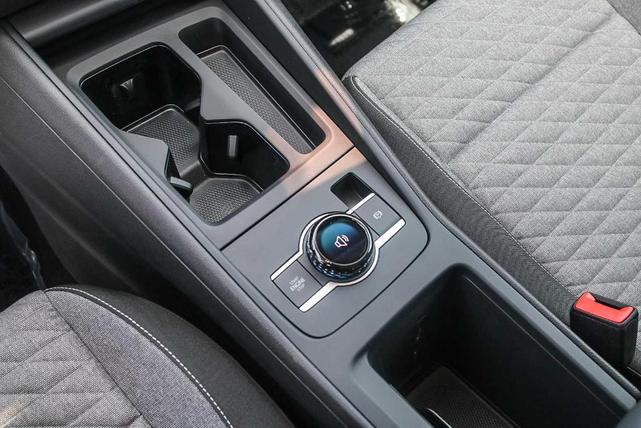Photo of 2025 Platinum Gray Metallic Volkswagen Tiguan