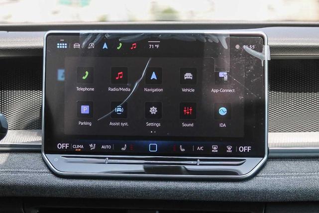 Photo of 2025 Platinum Gray Metallic Volkswagen Tiguan